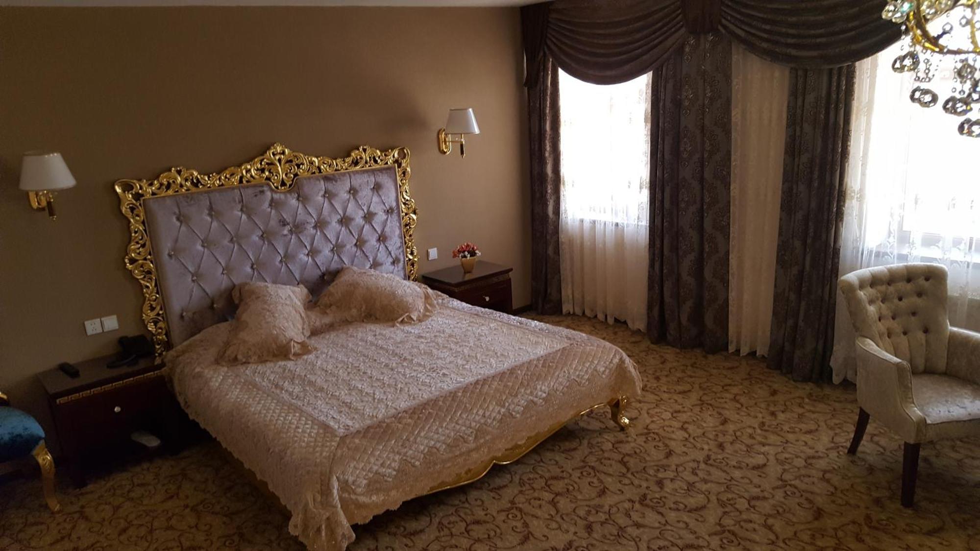 Emirhan Hotel Σαμαρκάνδη Εξωτερικό φωτογραφία