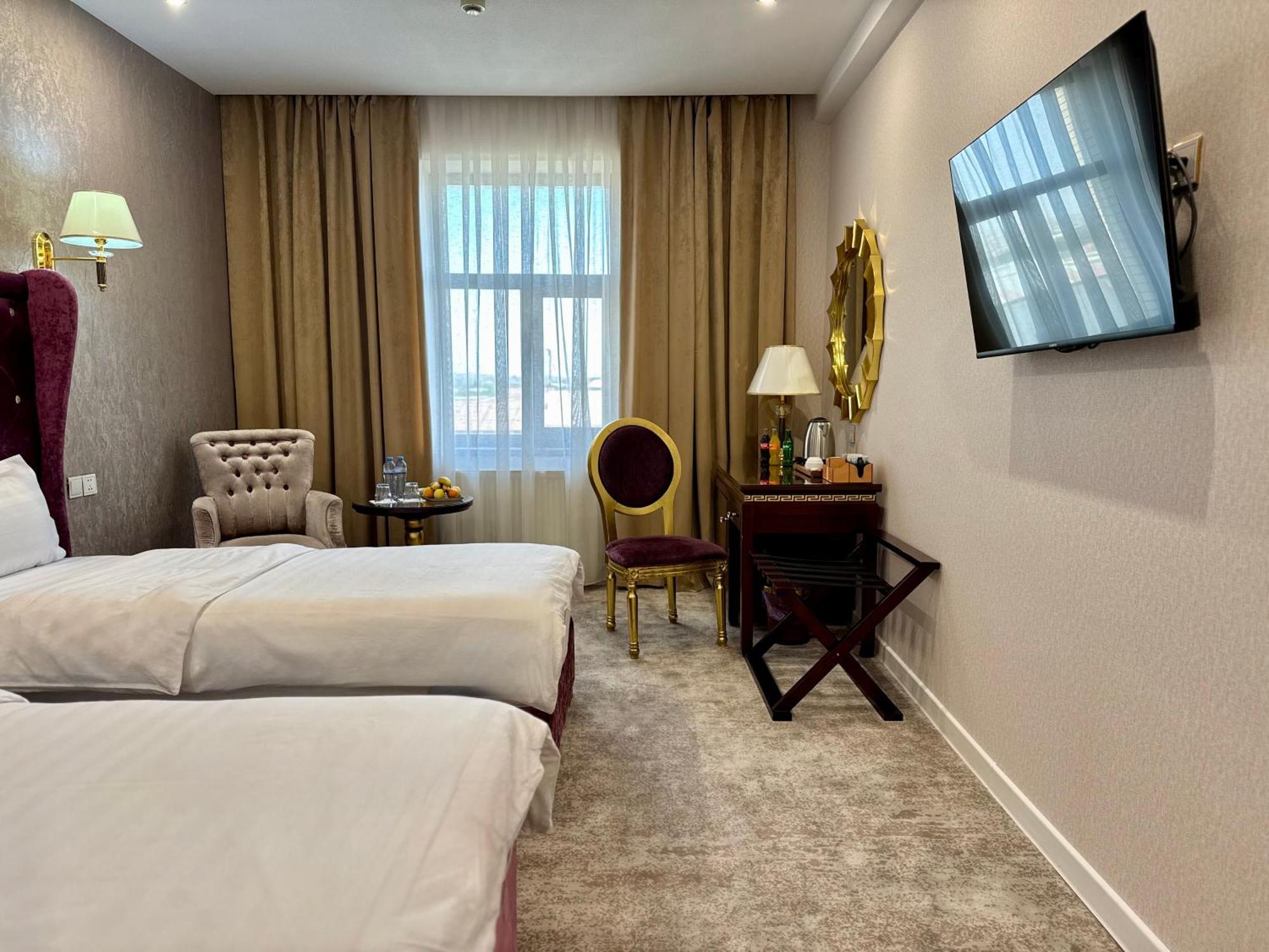 Emirhan Hotel Σαμαρκάνδη Εξωτερικό φωτογραφία